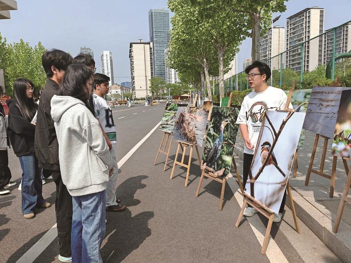 珍愛(ài)地球 和諧共生