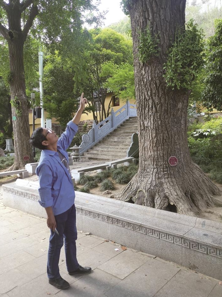 “這輩子沒(méi)什么比工作更重要”  全國(guó)勞模范建華五一假期堅(jiān)守崗位